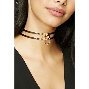 WANTTOBUY-ISO Forever21 Metal Oring Collar Choker